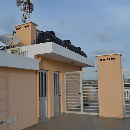 Delux Appartment Praia Bagian luar foto