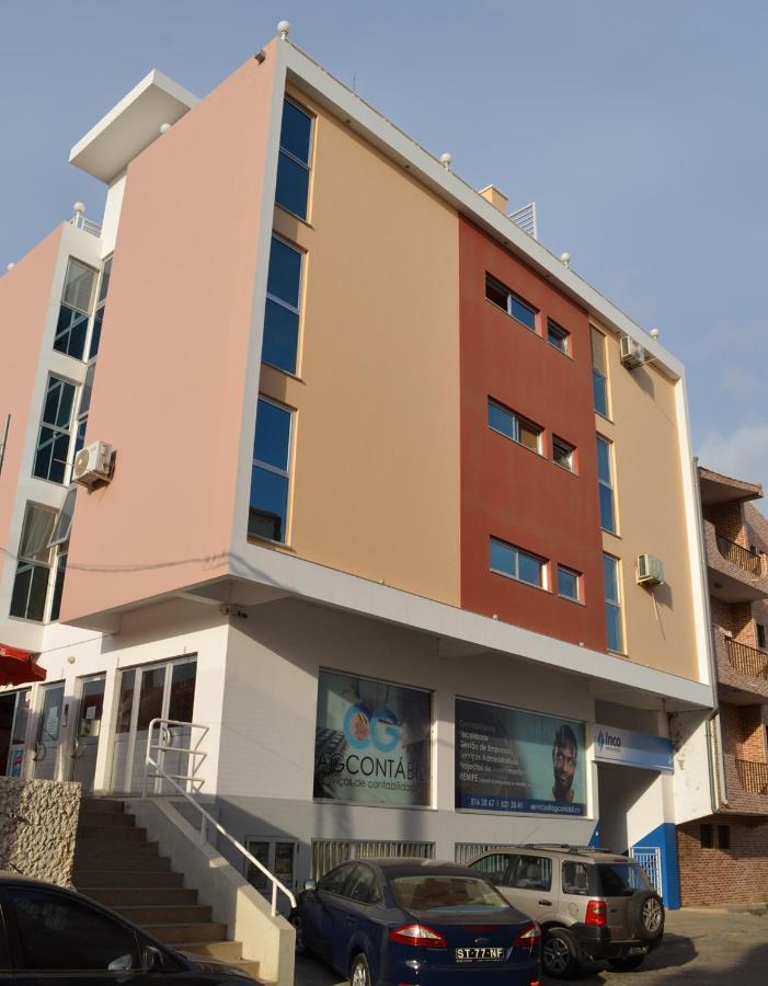 Delux Appartment Praia Bagian luar foto