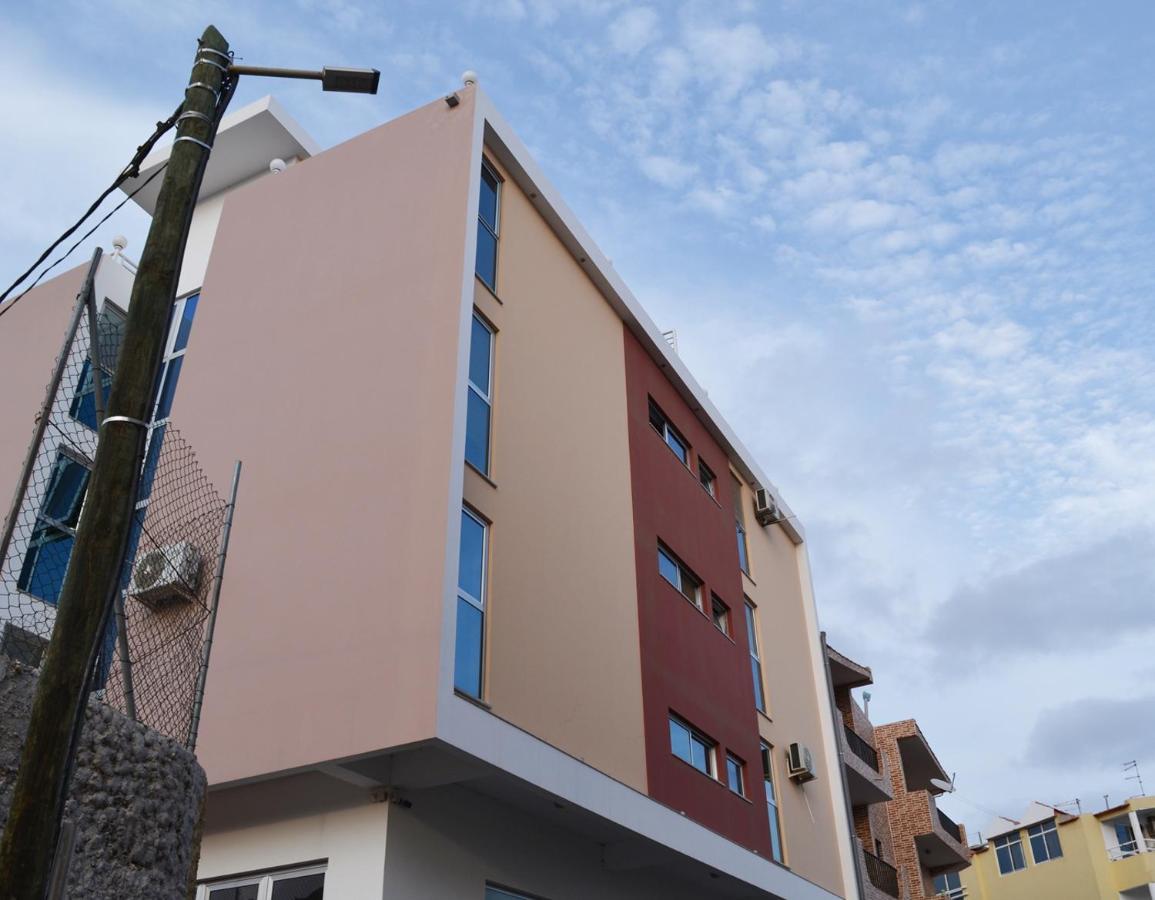 Delux Appartment Praia Bagian luar foto
